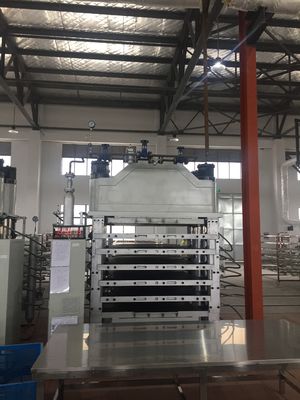 6 परत हाइड्रोलिक कोल्ड प्रेस मशीन के लिए ईवीए फोम प्रेस 1100T संपीड़न बल